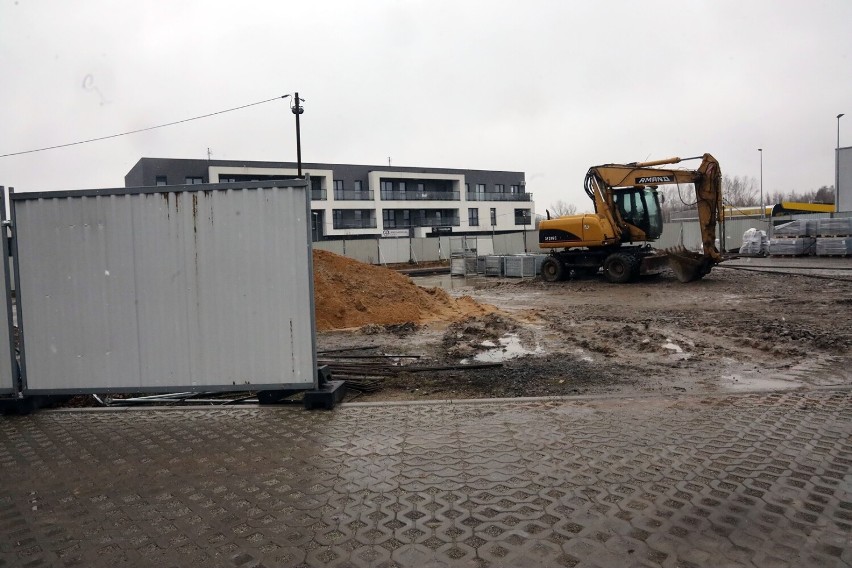 Ruszył II etap budowy parku handlowego przy ulicy Złotoryjskiej w Legnicy