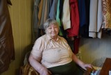 Ma 78 lat i nie zamierza przestać pracować! Babcia Krysia - tak o niej mówią - jest mieszkanką Trzciela