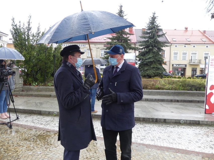 O "Solidarności" w plenerze. Na jasielskim rynku można obejrzeć wystawę IPN [ZDJĘCIA]