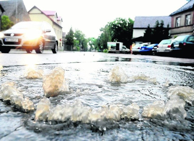 Kratka kanalizacyjna kosztuje prawie 5 tys. zł (zdjęcie ilustracyjne).