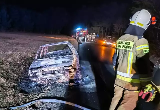 We wraku skody ujawniono zwłoki 54-letniego mężczyzny, mieszkańca gminy Poświętne