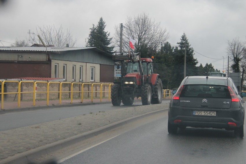 Rolnicy blokowali drogi krajowe na terenie Krotoszyna