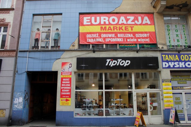 Brzydkie reklamy w Chorzowie