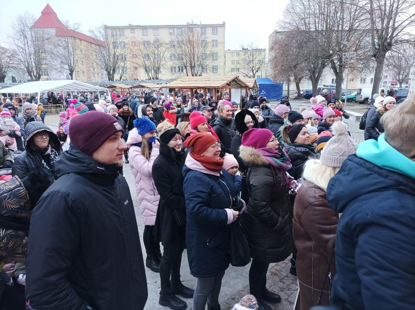 Jarmark Bożonarodzeniowy odbywa się na Placu Wojska...