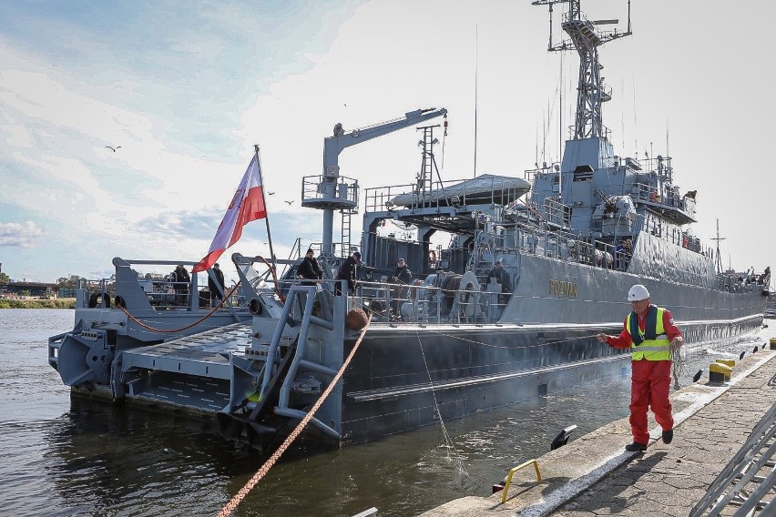 20 lat Korpusu NATO w Szczecinie. Będzie można zwiedzać jednostki marynarki wojennej [PROGRAM] 