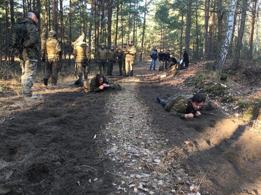 Tak ćwiczą uczniowie lubińskiej mundurówki!