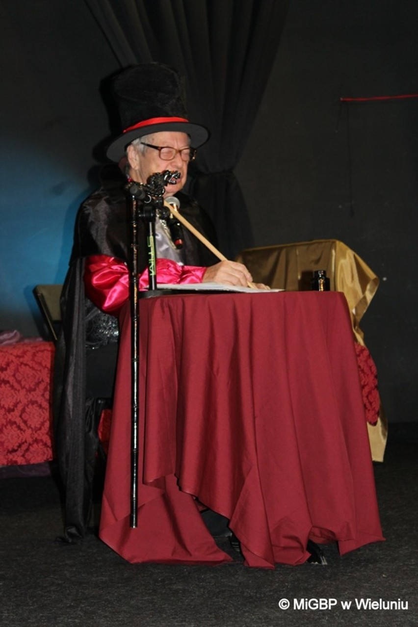 Spektakl "Czarownice z Salem" w Wieluńskim Domu Kultury[FOTO]