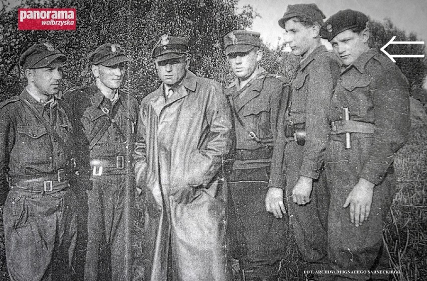 Ignacy Sarnecki (zaznaczony strzałką) był żołnierzem Armii...
