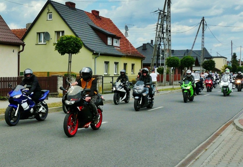 Dni Gminy Ciasna - niedziela: parada motocyklistów w centrum miejscowości [ZDJĘCIA]
