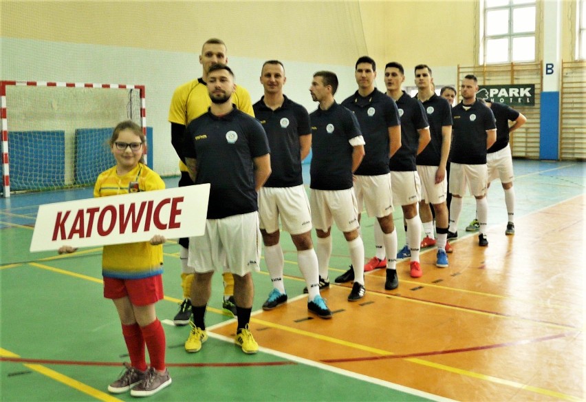 Lubliniec: Halowe Mistrzostwa Śląska Sędziów. Ceremonia otwarcia