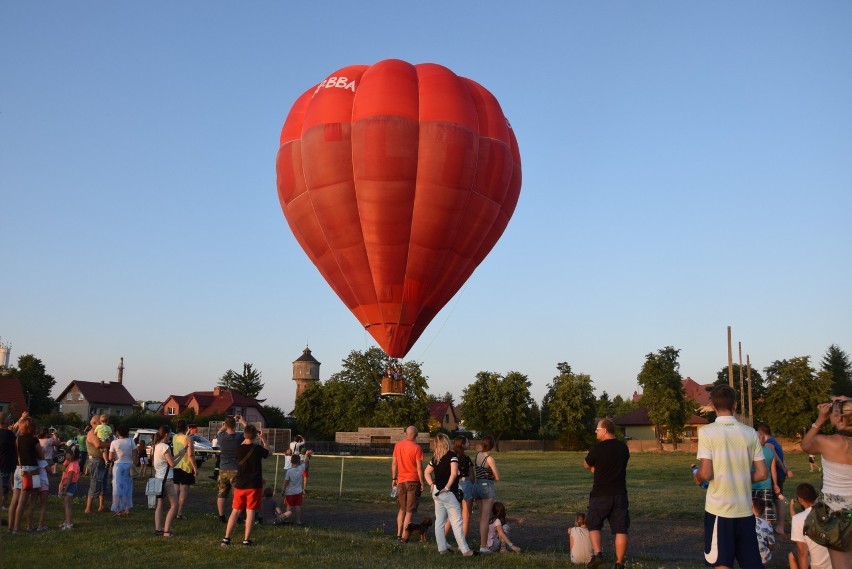 Aeropiknik i Balonowy Puchar Polski w Paczkowie. Widowisko sportowe i dobra zabawa [ZDJĘCIA]