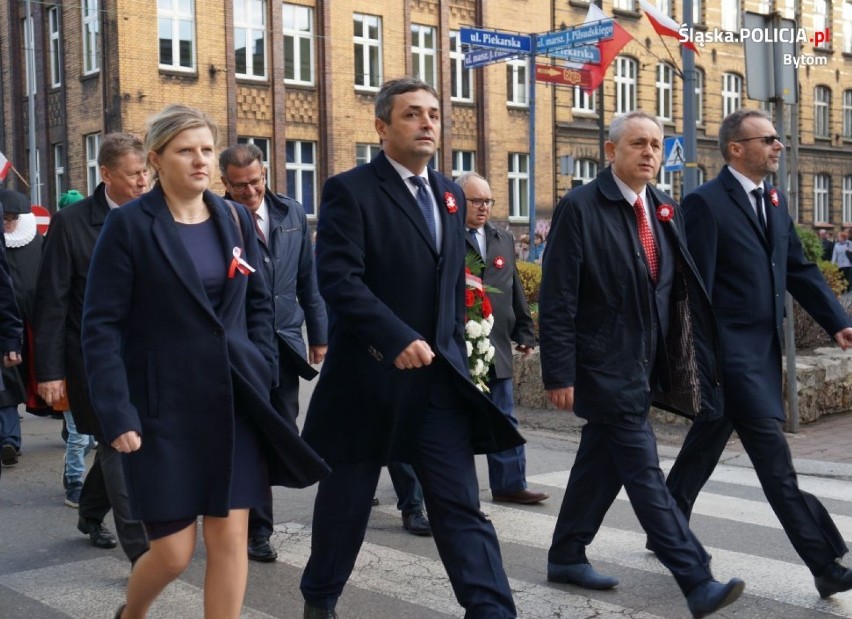 Święto Niepodległości w Bytomiu [ZDJĘCIA]. Uroczystości przed pomnikiem "Wolności"