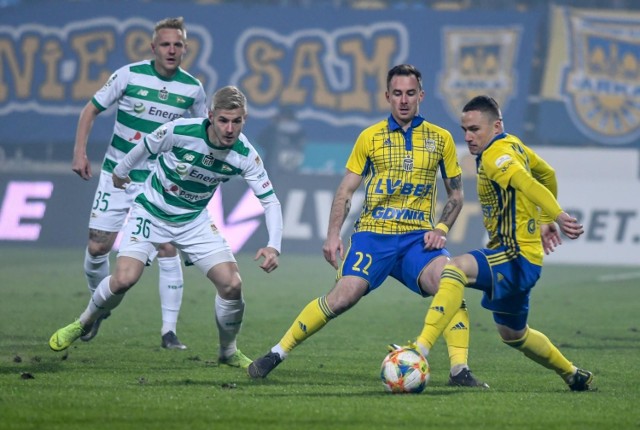 Fragment meczu Arka Gdynia - Lechia Gdańsk, który odbył się 2 kwietnia 2019 roku