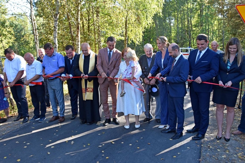 Mieszkańcy w gminie Wyryki mają nowe, bezpieczne drogi