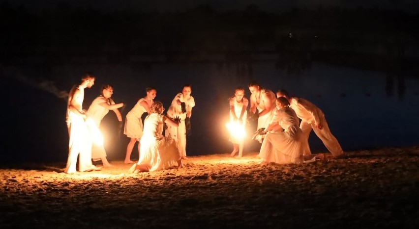  Festiwal Cuda wianki przy Pałacowej Przystani w Tarnogórze. To będzie artystyczny weekend i noc świętojańska / Zobacz program/