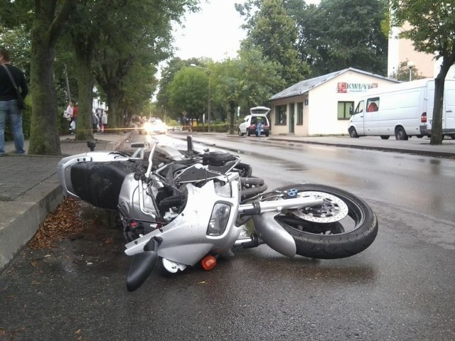 W poniedziałek o 18.00 na ul.Cichej w Lubartowie doszło do wypadku. Volkswagen zderzył się z motorowerzystą.