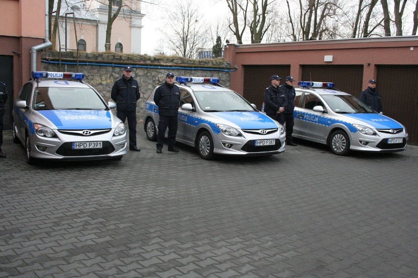 Puławska policja ma nowe radiowozy (foto)