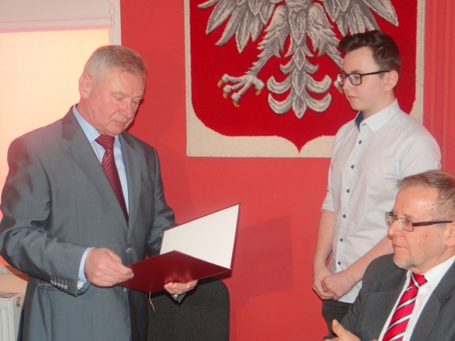 Wójt gminy Radomsko wręczył nagrody za osiągnięcia sportowe i artystyczne
