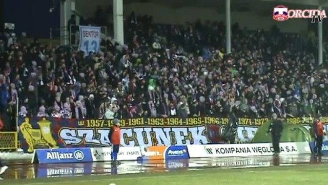 3 tysiące fanów przyszło na stadion w Zabrzu, żeby zobaczyć ...