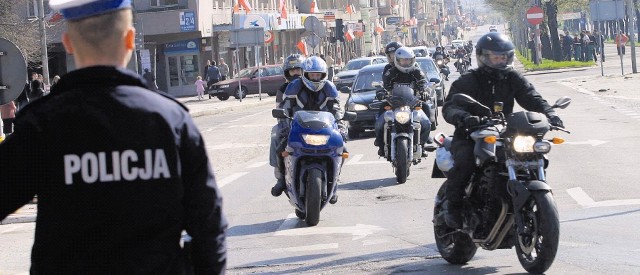 Przez 13 lat motocyklistów wpuszczano w aleję NMP tylko, gdy jako jasnogórscy pielgrzymi przejeżdżali przez miasto