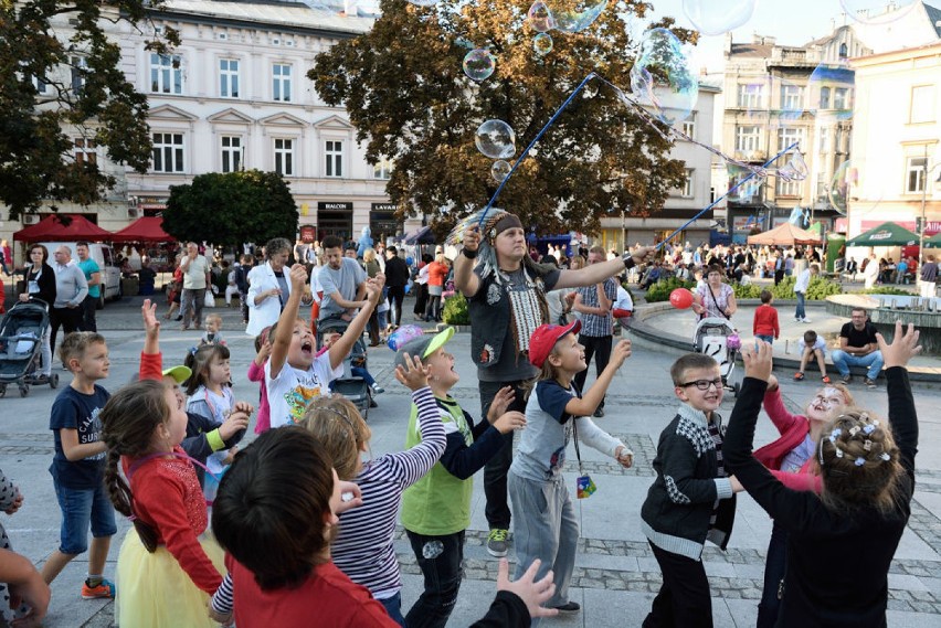 Ulicami Przemyśla przeszedł orszak Króla Kazimierza.