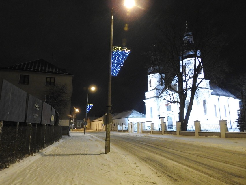 Bożonarodzeniowe oświetlenie w Bielsku Podlaskim