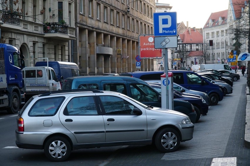 Strefa Płatnego Parkowania (SPP) w Poznaniu obejmie w tym...