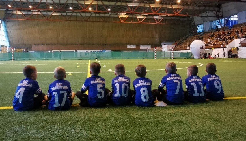 Piłkarze RAP Radomsko (U6) zagrali w „Bumerang CUP” w Zabrzu. ZDJĘCIA
