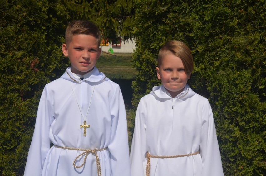 Pierwsza Komunia Święta w parafii pw. św. Faustyny w...