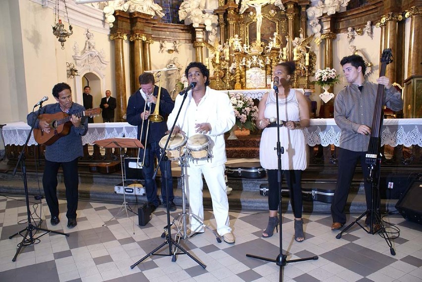 zespół "Havana Dream'S" i Jose Torres - Noce Kościołów 2011