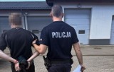 Policjanci wraz z kartuskimi strażnikami miejskimi ujęli poszukiwanego 22-latka
