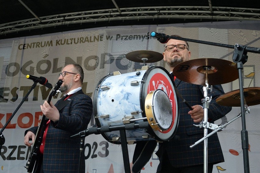 Po przerwie w Przemyślu zagrały kapele podwórkowe. Główna nagroda dla "Ferajny" z Bydgoszczy [ZDJĘCIA]