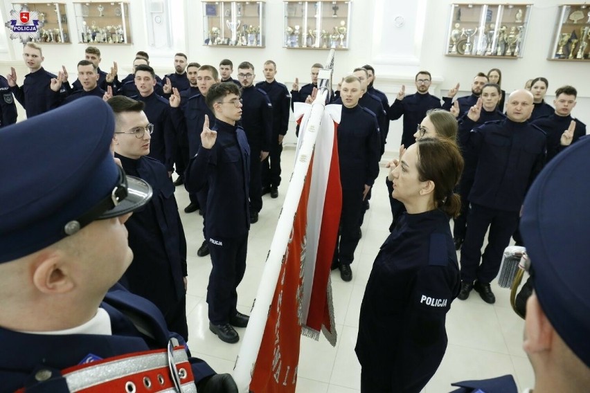 Nowi mundurowi w szeregach lubelskiej policji. Zobacz zdjęcia                        