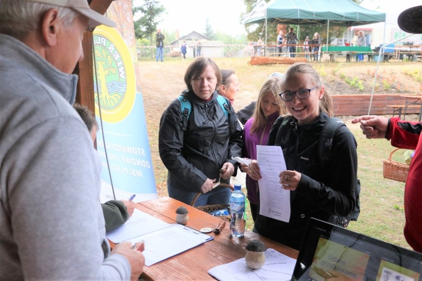 Manewry grzybowe w Pleceminie 2018 - START [FOTO, WIDEO]