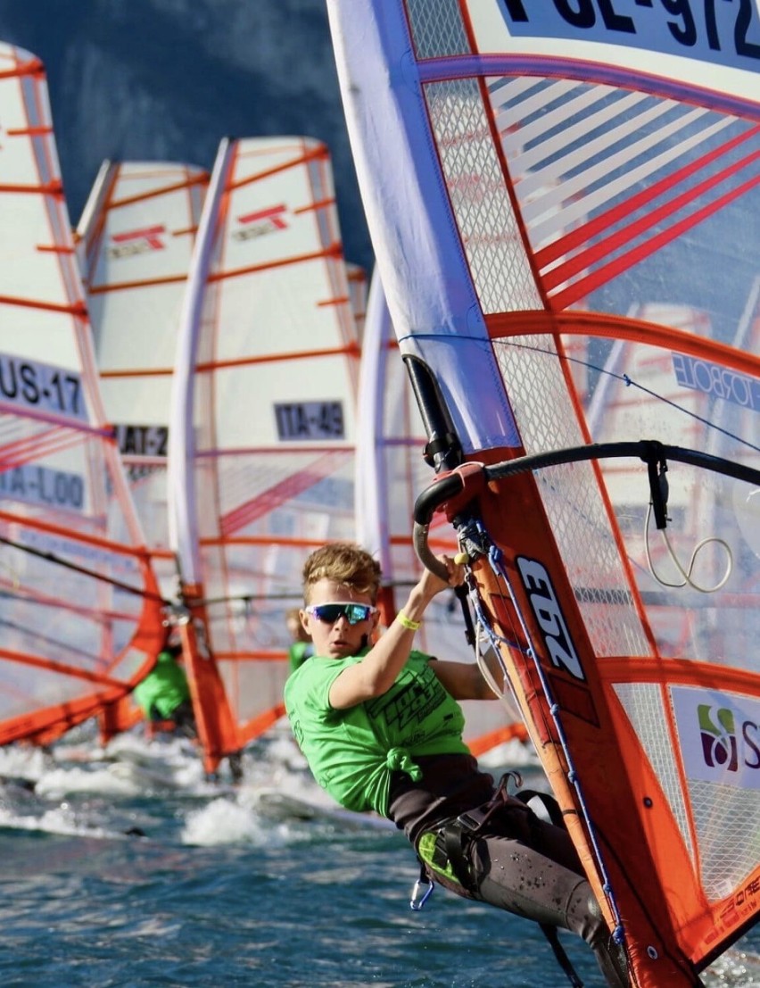 Mistrz windsurfingu rodem z... Sieradza. 14-letni Szymon Cieślak reprezentuje już światowy poziom. To efekt wyjątkowo ciężkiej pracy ZDJĘCIA