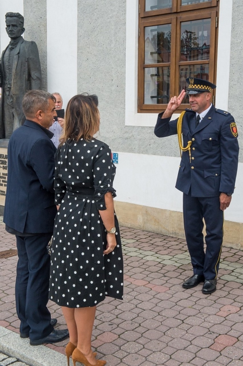 Bochnia: w Muzeum Fischera otwarto wystawę broni białej ze zbiorów Leszka Haby [ZDJĘCIA]