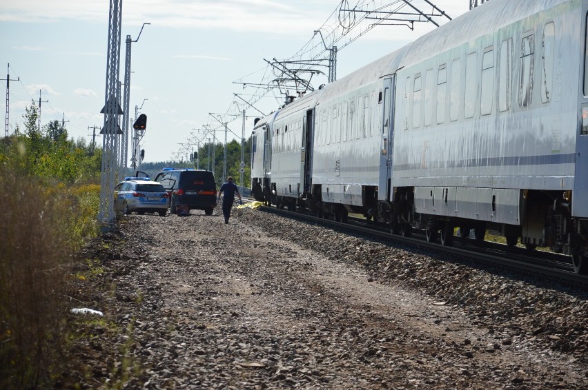 Śmiertelny wypadek na torach w Kęszycach. Zginął młody mężczyzna