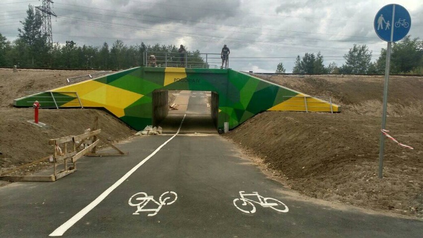 Pogoria III i IV: nowy tunel z usterką. Rolkarze wpadają w dziury. Trzeba to zmienić! ZDJĘCIA 