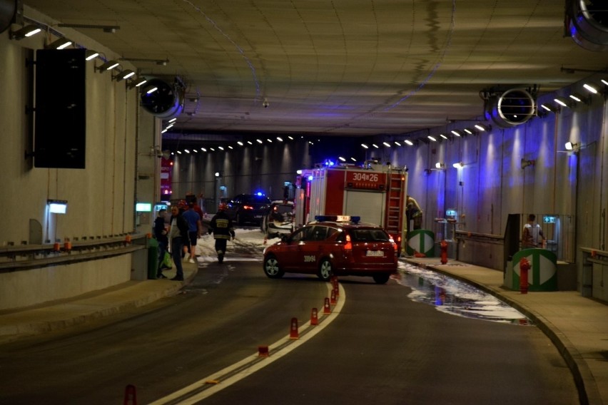 Pożar pod Forum Gdańsk 12.08.2019. Tunel poważnie uszkodzony