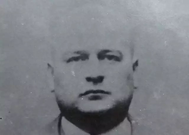 Adolf Rupp pod koniec lat 20. Zdjęcie z policyjnej kartoteki