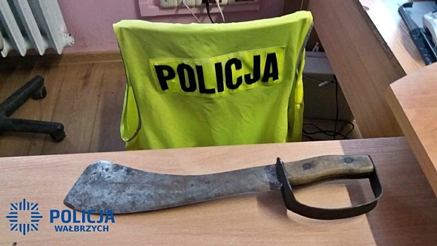 Policjanci zatrzymali 21-latka, który w Boguszowie-Gorcach...