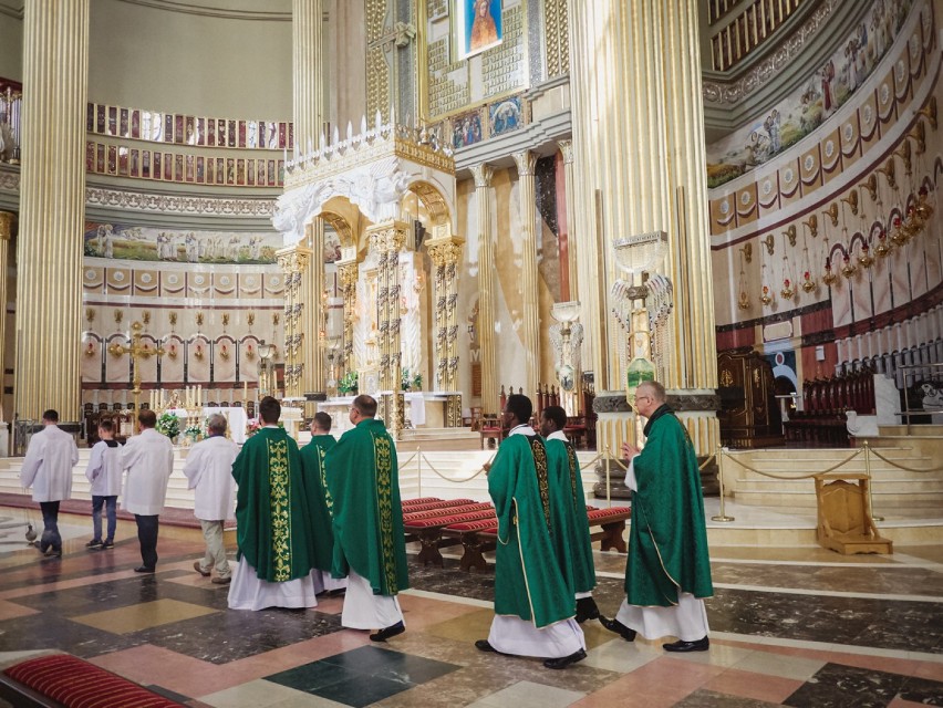 Licheń. Dzień modlitw za teściowe i synowe             