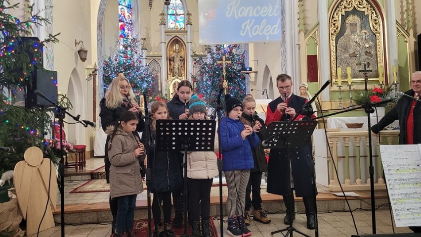Koncert charytatywny w kościele pw. św. Mikołaja w Maniewie [ZDJĘCIA]