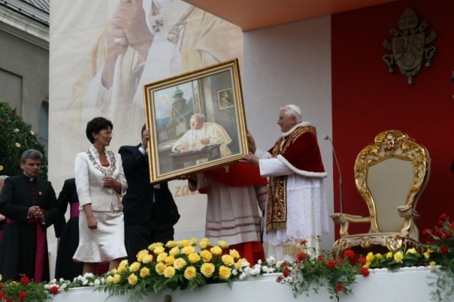 Wadowice dziękują papieżowi Benedyktowi XVI