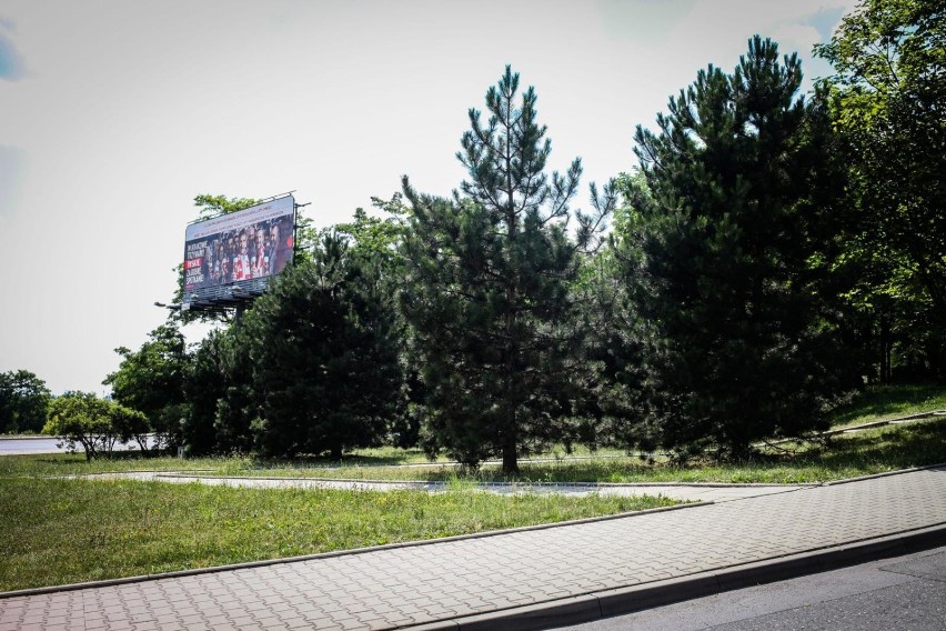 Kraków. Konflikt na os. Oświecenia, paszkwile w skrzynkach