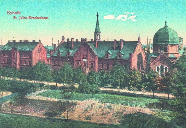Szpitalny kompleks powstał w latach 1869-1871