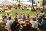 Festiwal Życia 2023 w lublinieckim Kokotku.  Dzień drugi: zespół "Śląsk", Jan Chrzciciel i „Gwiezdne Wojny”