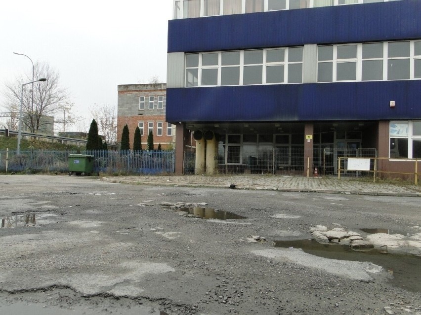 Budynek dworca autobusowego w Radomiu będzie rozbudowany i przebudowany. Będą funkcje handlowe i hotelowe. Zobacz zdjęcia