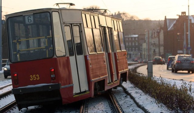 Tramwaj wykoleił się przy ul. Fordońskiej w Bydgoszczy. Do zdarzenia doszło około godziny 17.30