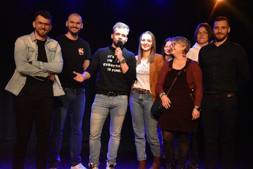 Gniezno: W CK eSTeDe odbył się stand up "Czterech wspaniałych" [04.12.2022]